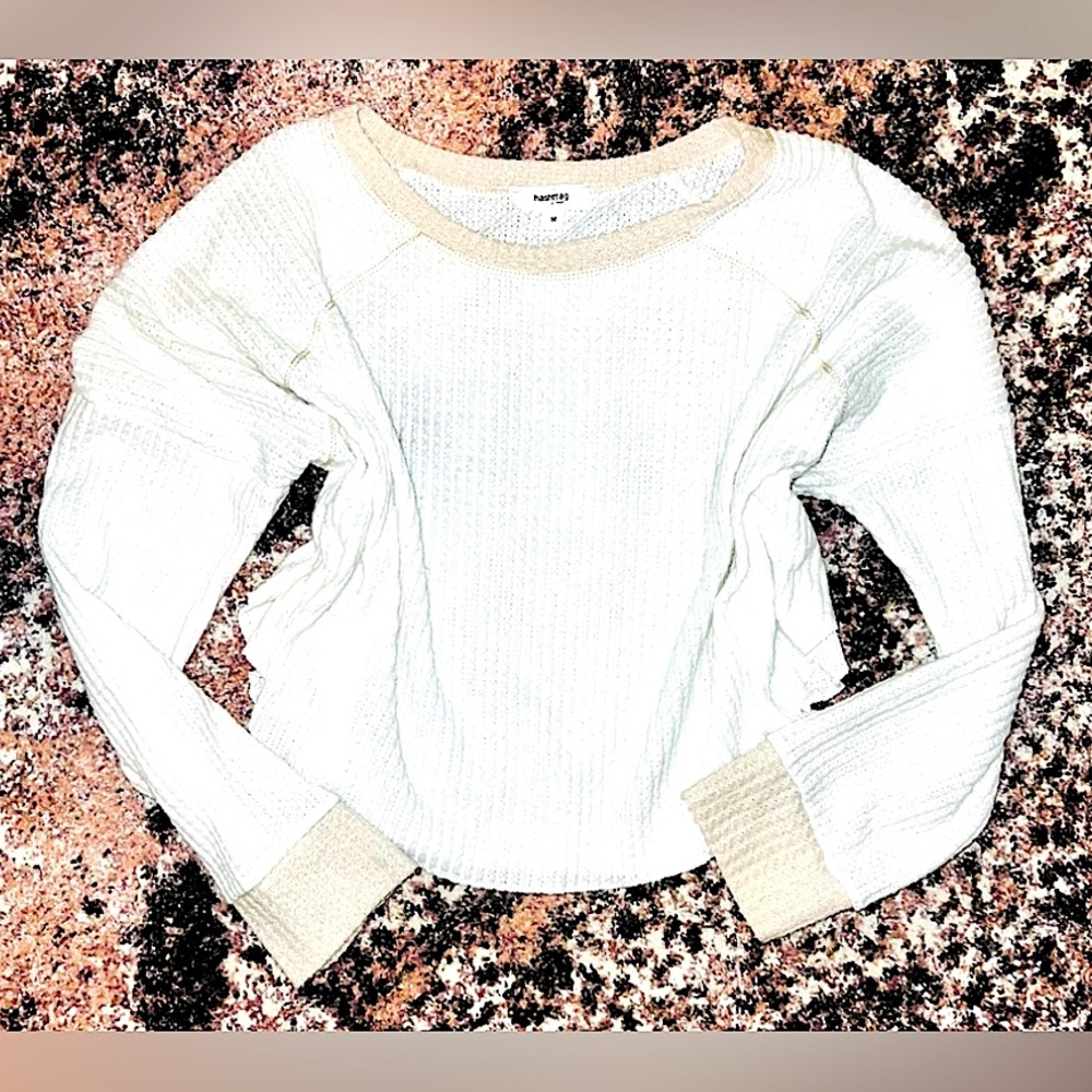 HASHTTAG || Long Sleeve Textured Two-Tone Top in Cream - SZ Medum